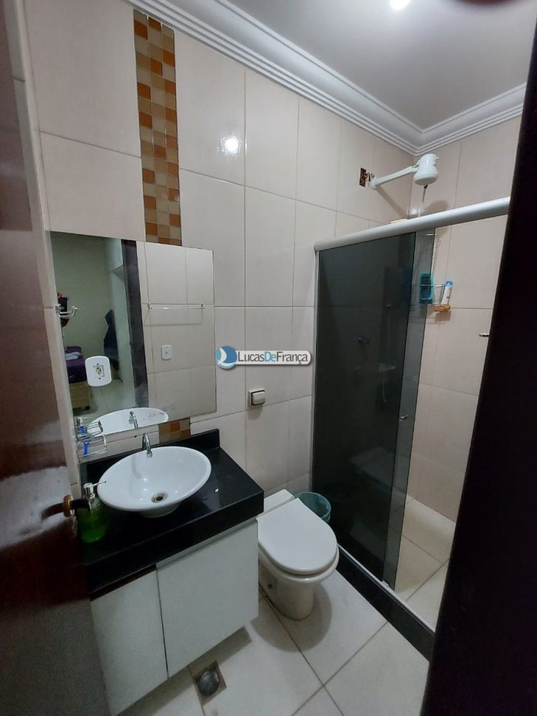 04659792-267e-4789-820a-48da55fd4f04