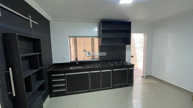 Casa no Jardim Roriz Qd. 05 Conjunto H