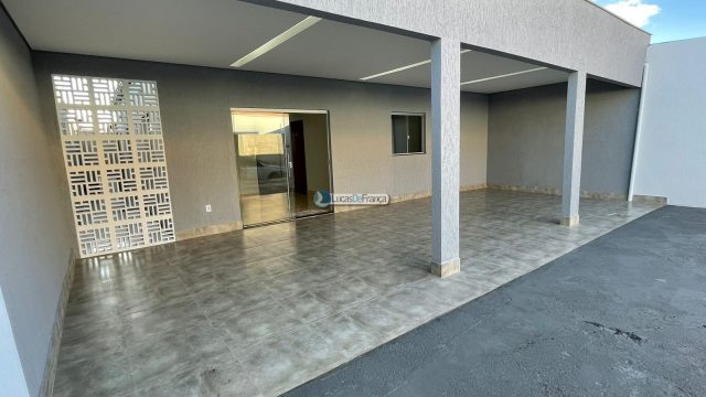Casa toda reformada no Arapongas