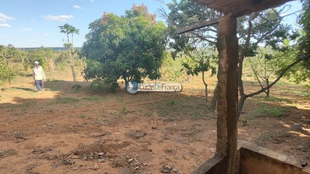 Chácara de 2 hectares no Núcleo Rural Bom Sucesso