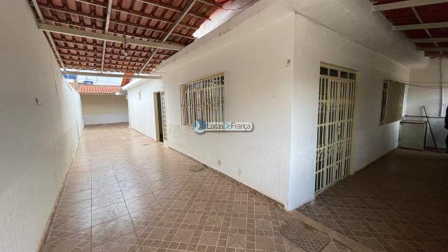 Casa no Arapoangas próximo ao Mercado Esteves