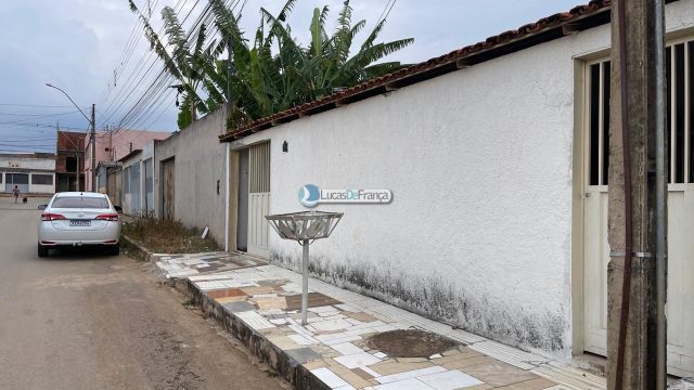 Casa no Arapoangas próximo ao Mercado Esteves