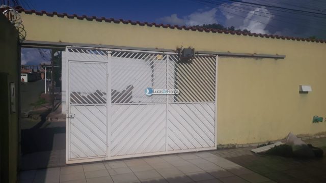 Casa no Arapoangas próximo às caixas d’água