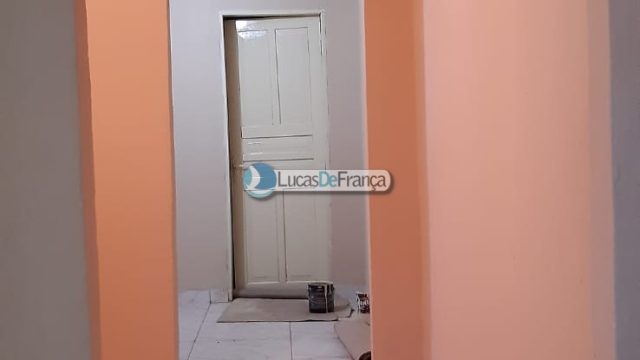 Lote com duas casas no Arapoangas