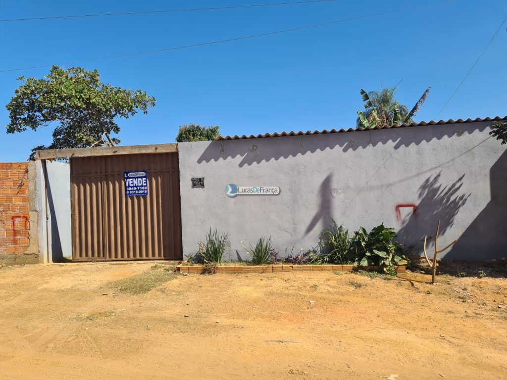 CASA NO BAIRRO DE FÁTIMA (17)