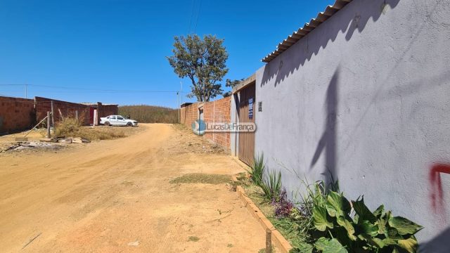 CASA NO BAIRRO DE FÁTIMA