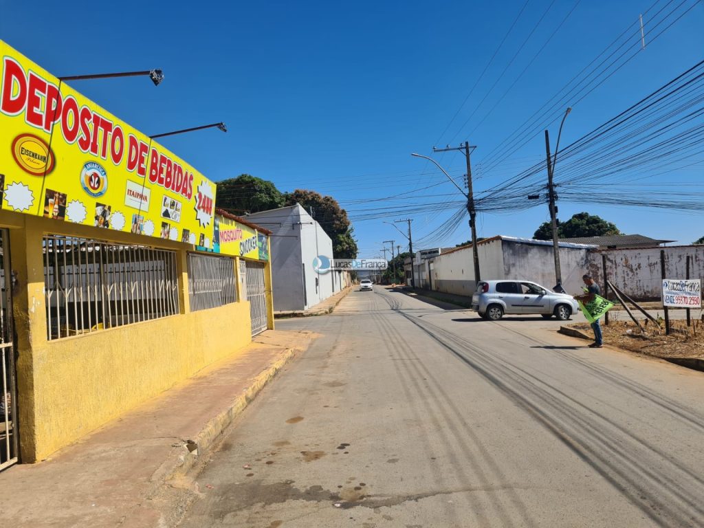 Lote no Arapoangas (de esquina comercial) (2)