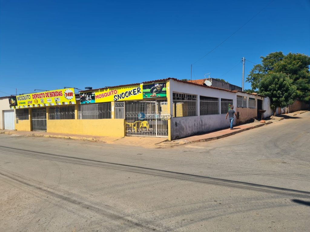 Lote no Arapoangas (de esquina comercial) (5)