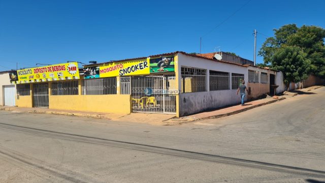 Lote no Arapoangas de esquina comercial