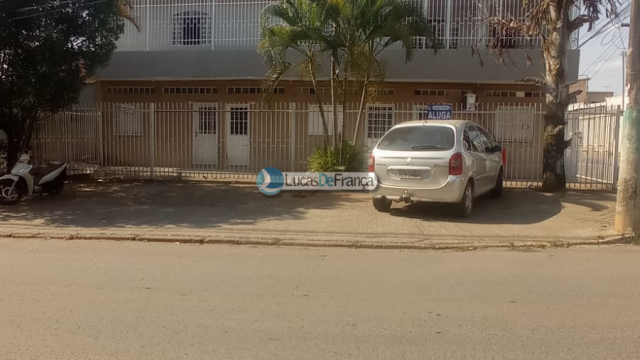 Sobrado na Quadra 3 Conjunto 2 no Jardim Roriz