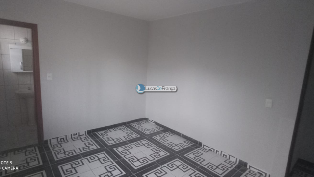 Sobrado na Quadra 3 Conjunto 2 no Jardim Roriz