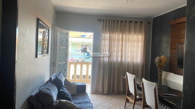 Sobrado na Quadra 07 Jardim Roriz