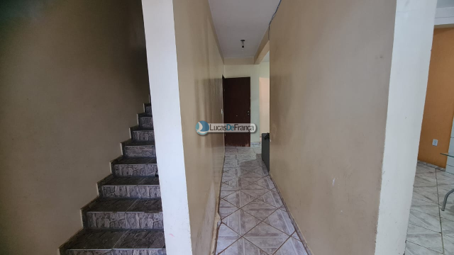 APARTAMENTO E UMA KIT ENTRE AS QUADRAS 03/04 DA VILA BURITIS ATRÁS DA ESCOLA CLASSE 08