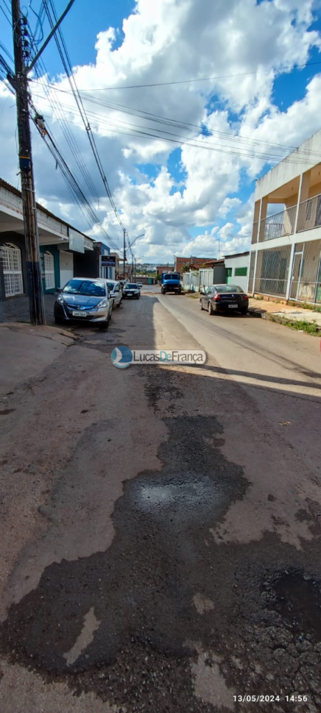 Casa no Arapoangas próximo à igreja católica (6)