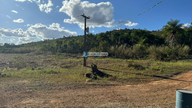 Chácara com 14 hectares na Rajadinha