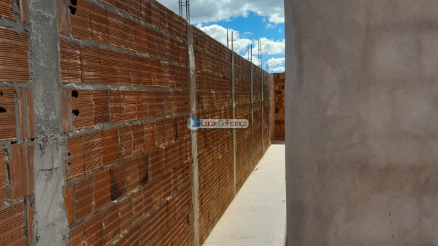 Casa em condomínio fechando no Quintas II Rua 1 chácara 11