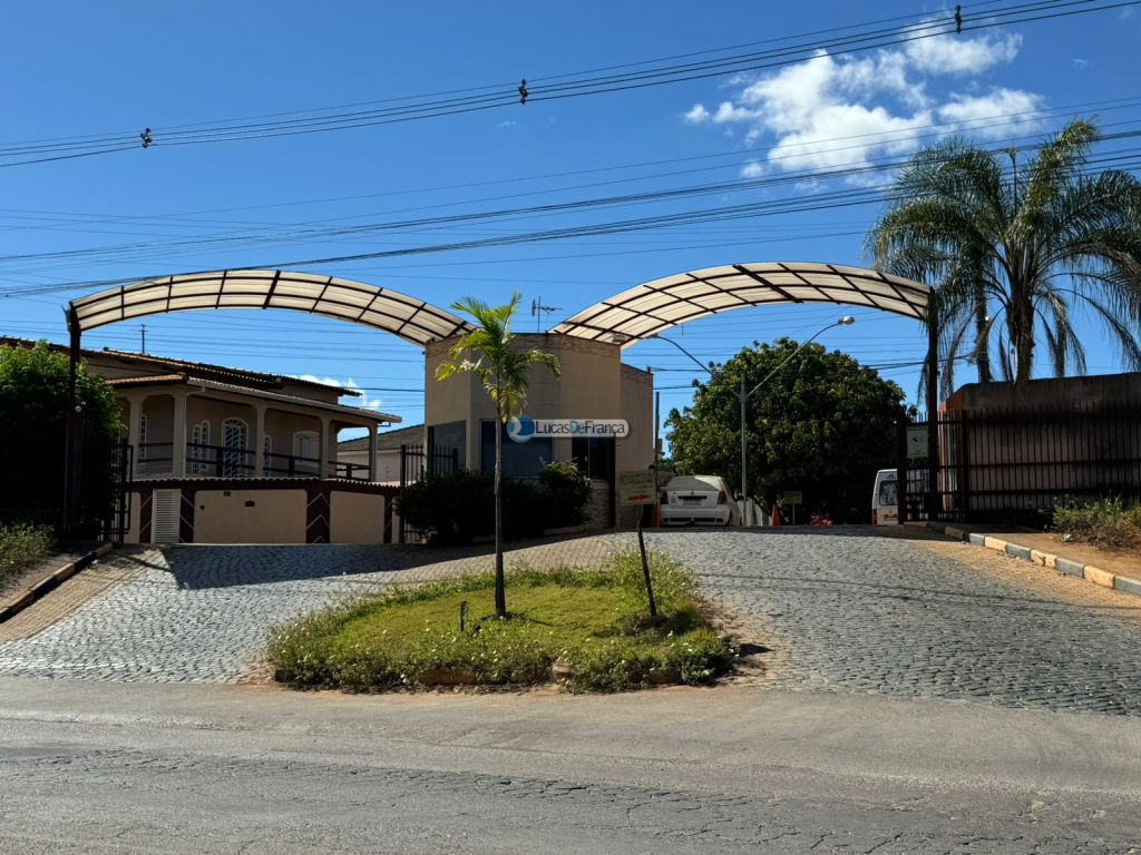 Casa no Condomínio Sarandi I (2)