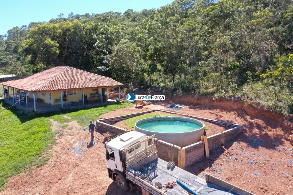 Fazenda de 182ha a 30 Km de Formosa-GO (1)