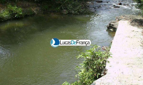 Casa de veraneio próximo à cachoeira do Itiquira