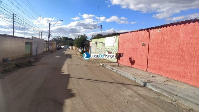 Casa no Arapoangas cond. Veneza I