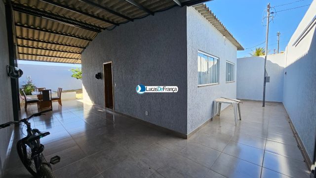 Casa no Arapoangas (próximo à loja Sapeka)