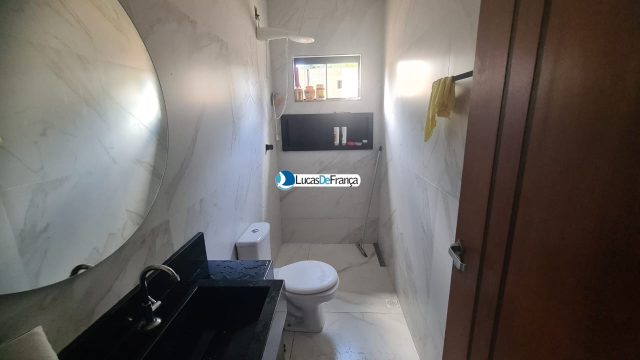 CASA COM ÁREA DE 1.800M² NO CONDOMÍNIO NÚCLEO RURAL SARANDI