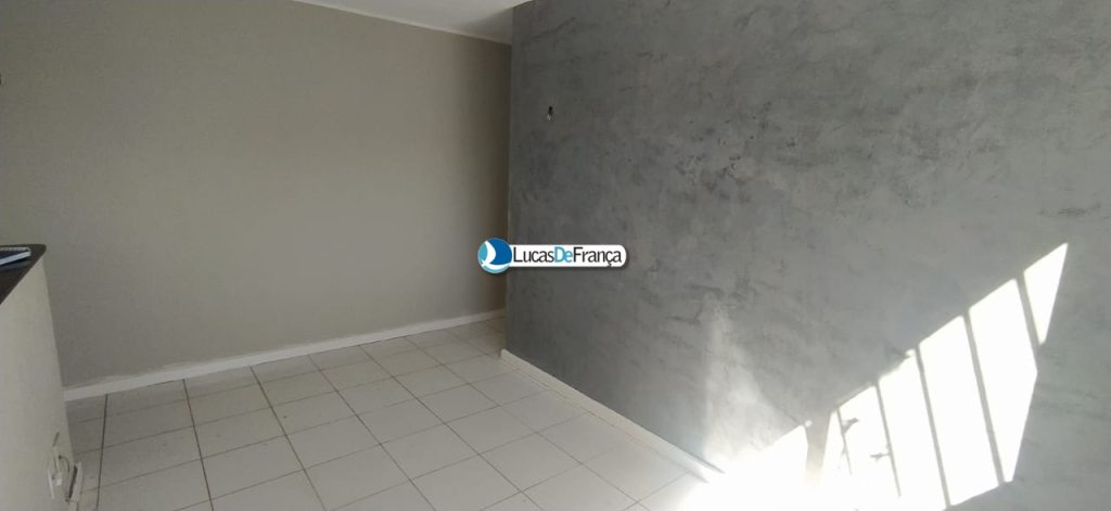 Apartamento reformado no 3º andar na quadra 02 (13)