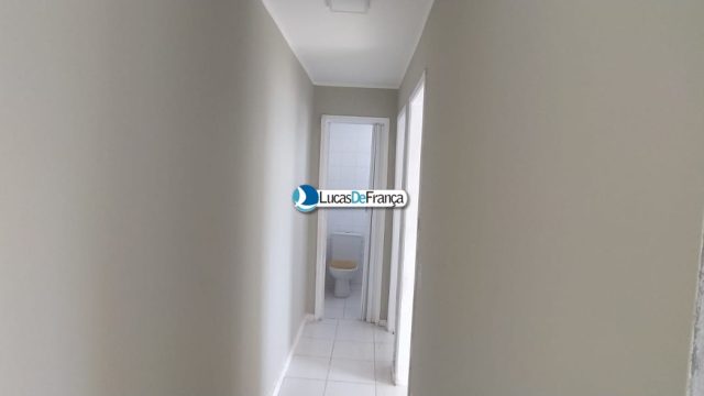 LINDO APARTAMENTO TODO REFORMADO NO 3° ANDAR NA QUADRA 02 BLOCO R