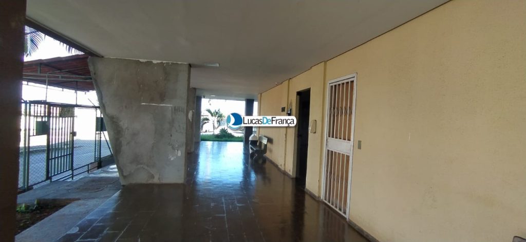 Apartamento reformado no 3º andar na quadra 02 (5)