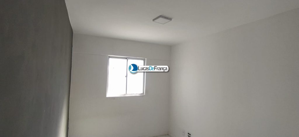 Apartamento reformado no 3º andar na quadra 02 (6)