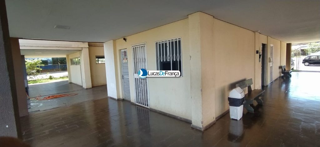 Apartamento reformado no 3º andar na quadra 02 (8)