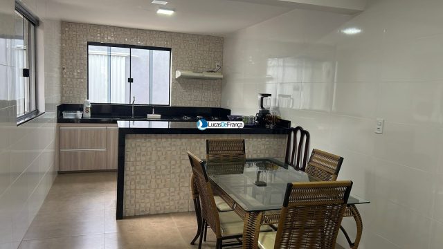 Casa completamente reformada na Vila Buritis