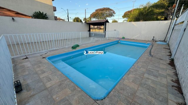 Casa na Vila Vicentina para venda ou aluguel