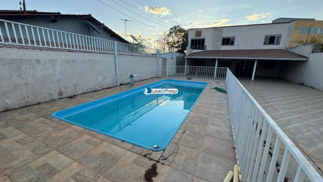 Casa na Vila Vicentina para venda ou aluguel