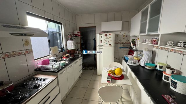 Lote com duas casas na Vila de Fátima