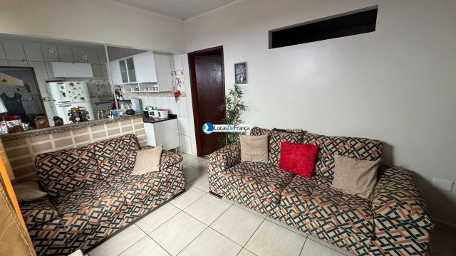 Lote com duas casas na Vila de Fátima