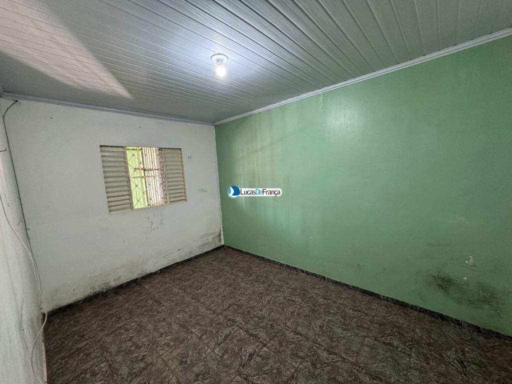 Lote com duas casas na Vila de Fátima (5)