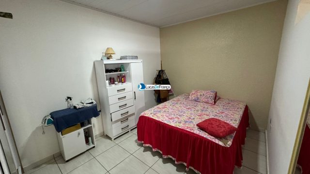 Lote com duas casas na Vila de Fátima