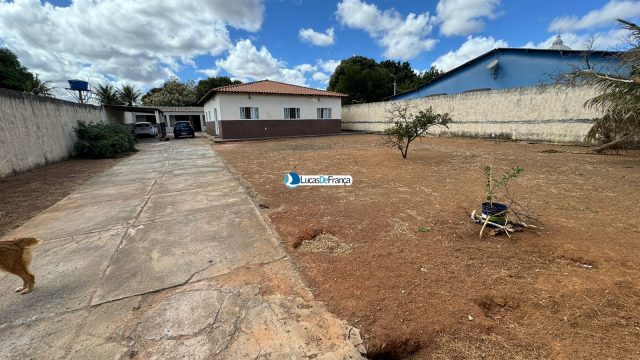 02 casas em um lote de 1.000m² – Arapoangas