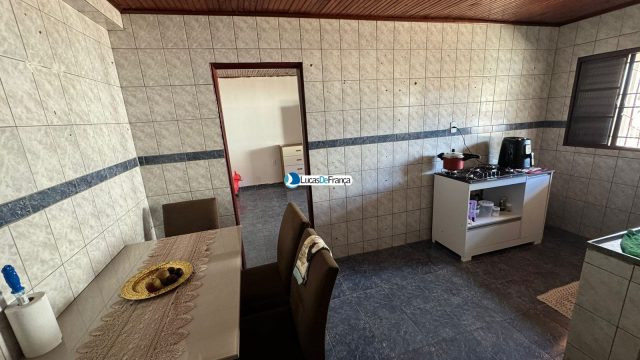 02 casas em um lote de 1.000m² – Arapoangas