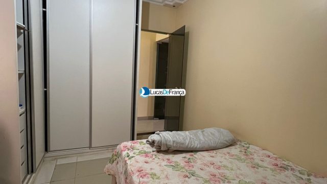 Apartamento GIGANTE de 190m2.