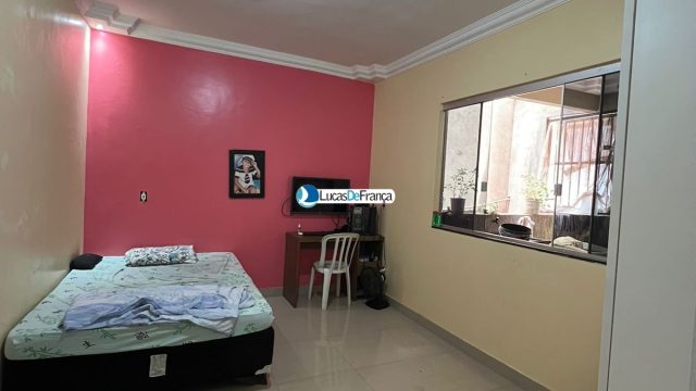 Apartamento GIGANTE de 190m2.