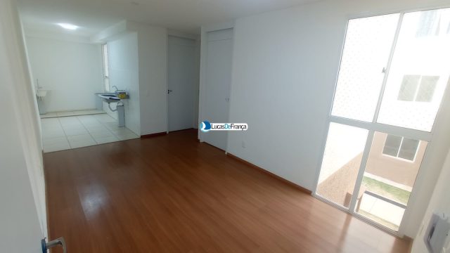 Apartamento no Total Ville 10, Bloco 17, 2° Andar