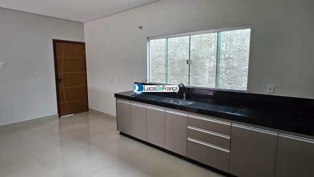 Casa na Estância III próximo à Líder