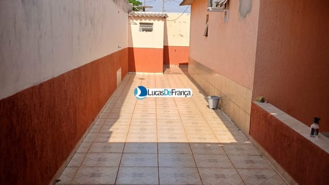 Casa na Quadra 24 Conjunto F do Buritis 4