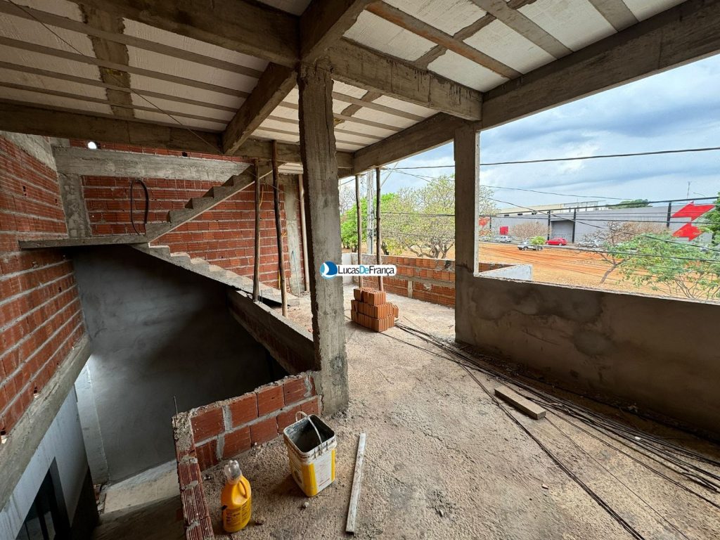 Imóvel comercial e residencial na Vila Militar (17)