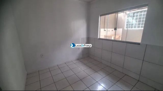 DUAS CASAS NO MESMO LOTE NO JARDIM RORIZ