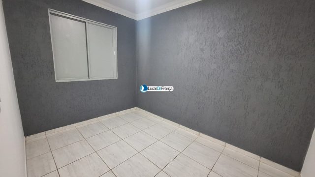 Apartamento reformado no Bloco M Quadra 02