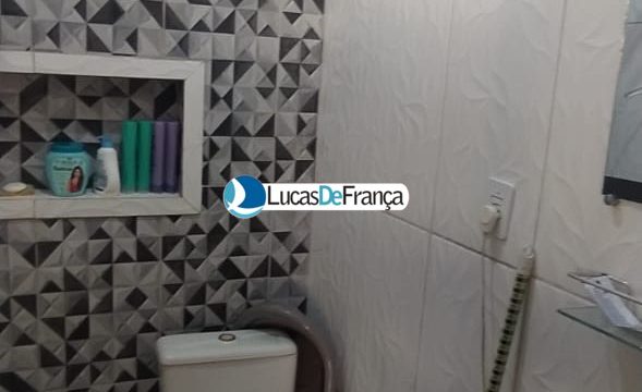 Casa no Arapoangas quadra 8 Conjunto M