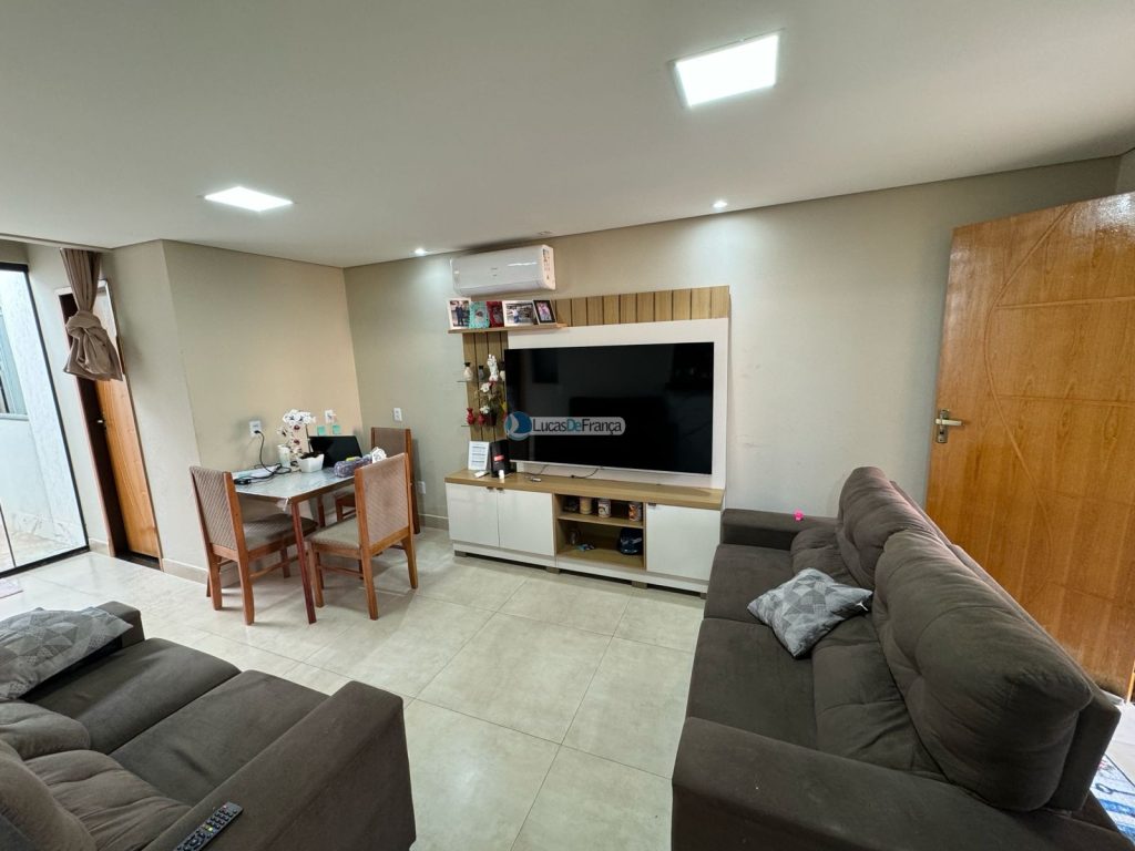 CASA NO SETOR NOVA ESPERANÇA (1)
